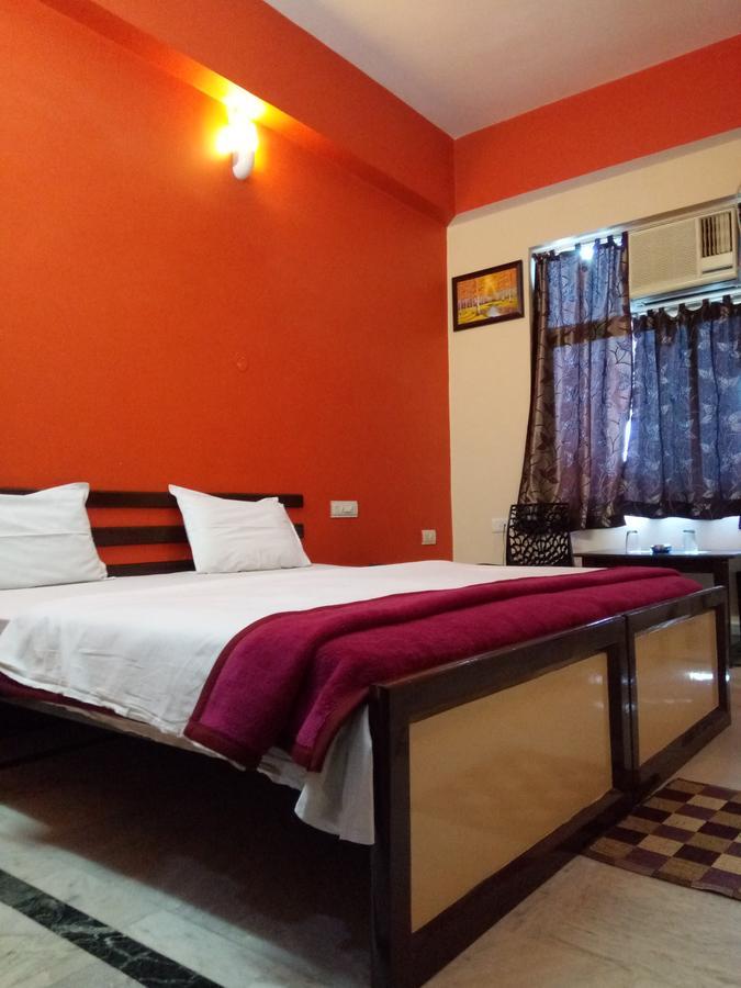 Hotel Ridhi N Sidhi Bettiah Bagian luar foto