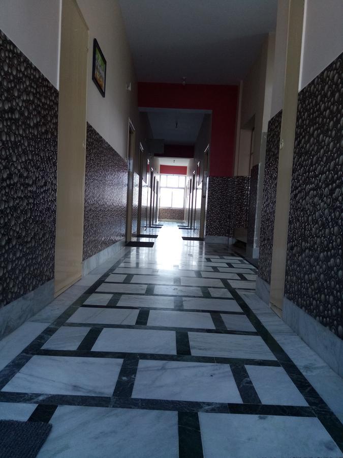 Hotel Ridhi N Sidhi Bettiah Bagian luar foto